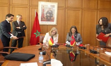 Noor Midelt I et II : Nadia Fettah signe les contrats de garantie de financements