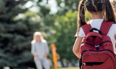 Appel à intégrer le numérique et l’écologie dans l’éducation dès le primaire