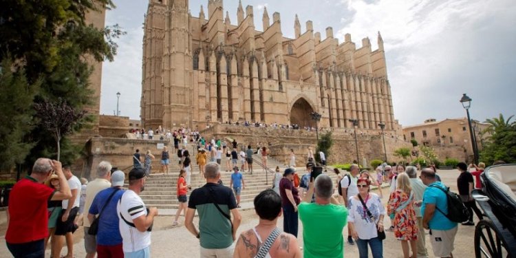 L'Espagne enregistre un nouveau record de touristes au T1