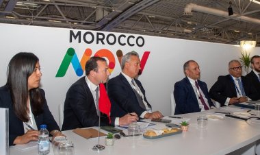 Salon du Bourget : Mezzour promeut le secteur aéronautique marocain