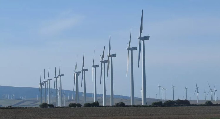 Ynna et AMEA Power s'associent pour développer un parc éolien de 100 MW à Laâyoune