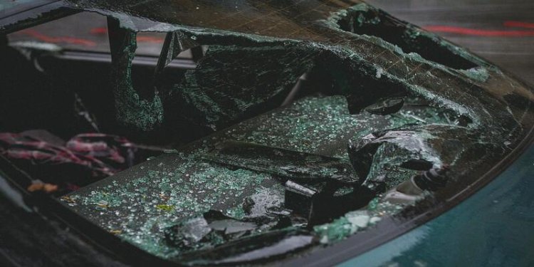 Alger : Un bus chute dans un oued et fait 18 morts